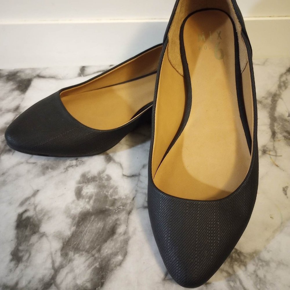 Mix NO. 6 Black Flats - Pointed Toe - 6.5 women's